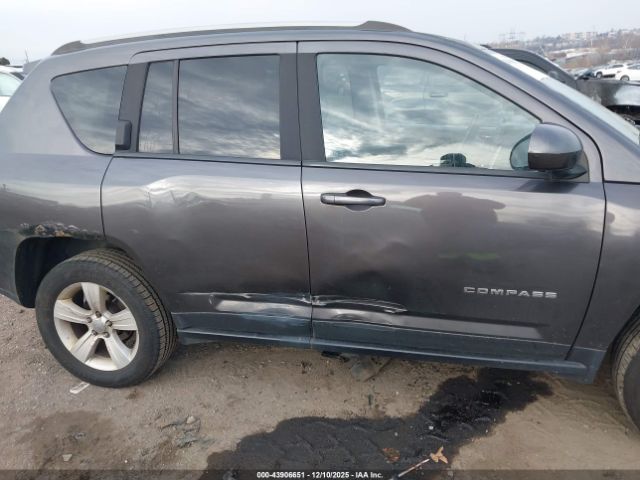 2016 JEEP COMPASS 1C4NJDEB6GD744998 Photo 5