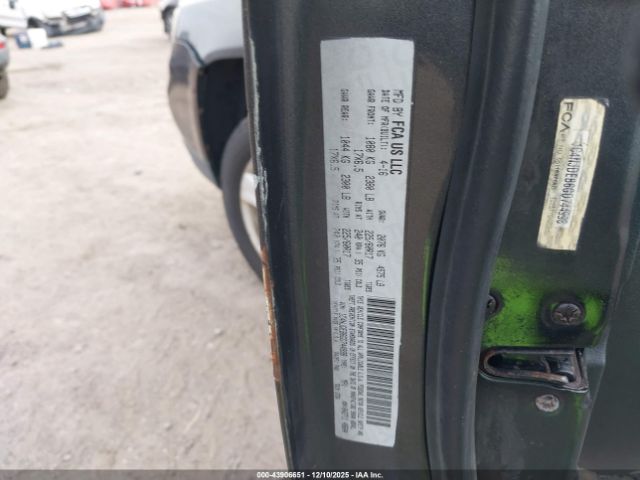 2016 JEEP COMPASS 1C4NJDEB6GD744998 Photo 8