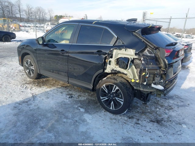 2024 MITSUBISHI ECLIPSE CROSS JA4ATWAA2RZ072035 Photo 2