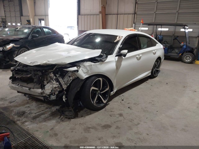 2019 HONDA ACCORD 1HGCV1F37KA035512 Photo 1