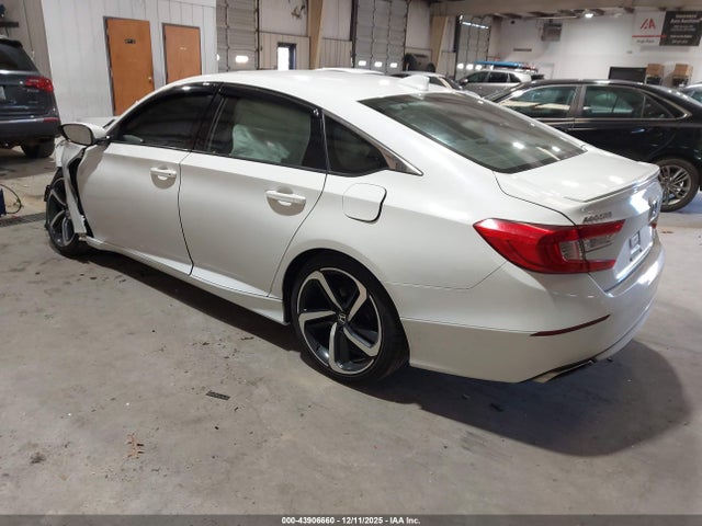 2019 HONDA ACCORD 1HGCV1F37KA035512 Photo 2