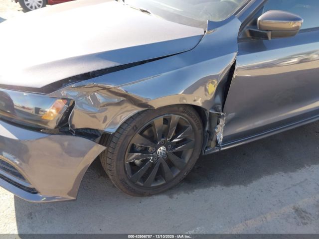 2018 VOLKSWAGEN JETTA 3VW2B7AJ9JM251713 Photo 5