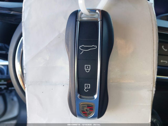 WP0AE2A75NL125157 Porsche Panamera E-hybrid 4/4 Platinum Edition