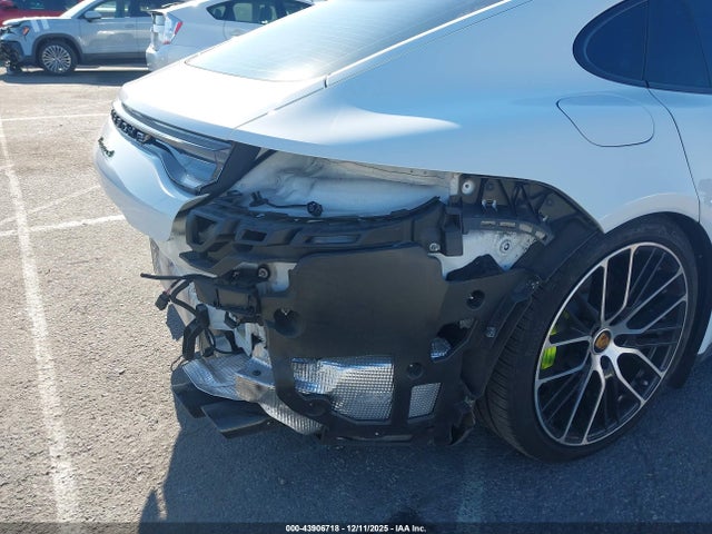 WP0AE2A75NL125157 Porsche Panamera E-hybrid 4/4 Platinum Edition