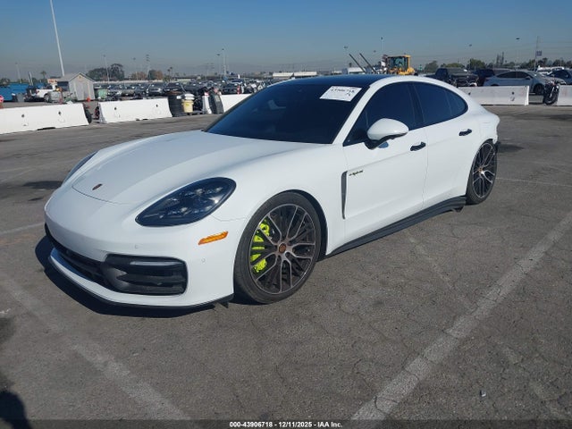 WP0AE2A75NL125157 Porsche Panamera E-hybrid 4/4 Platinum Edition