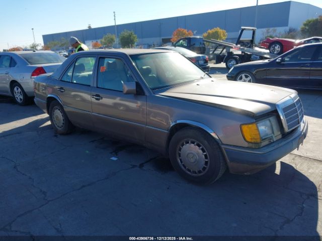 1991 MERCEDES-BENZ 300 WDBEA30D8MB297664