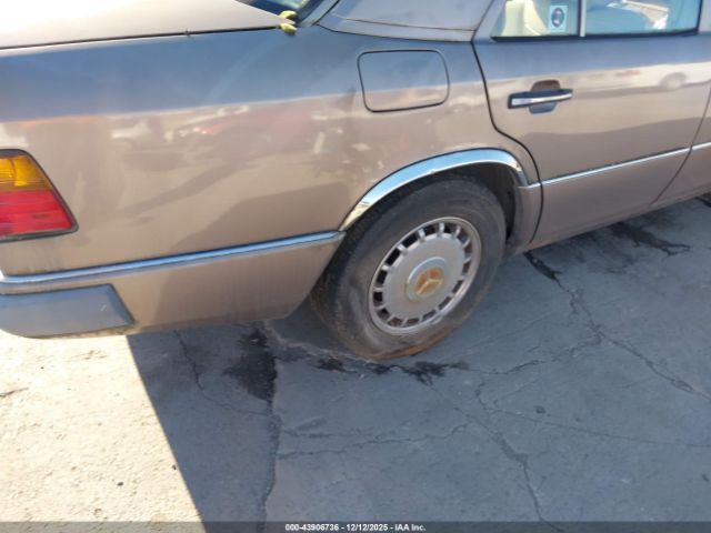 1991 MERCEDES-BENZ 300 WDBEA30D8MB297664 Photo 5