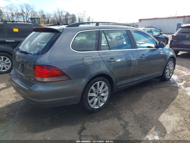 Продаж на аукціоні авто 2013 Volkswagen Jetta Sportwagen 2.0l Tdi, vin: 3VWPL7AJ0DM672355, номер лоту: 43906853
