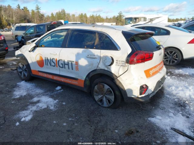 2022 KIA NIRO KNDCB3LC9N5540584 Photo 2