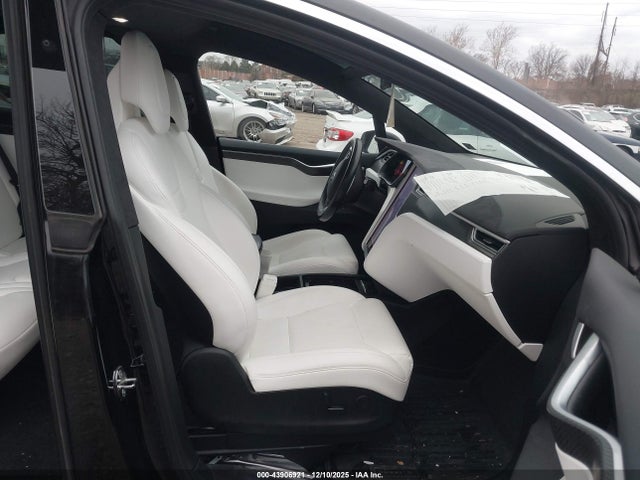 Tesla Model X 100d/75d/90d 2017 5YJXCDE26HF053631 Image 5