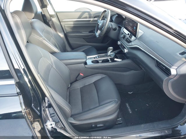 1N4BL4EW9RN334084 Nissan Altima Sl Intelligent Awd