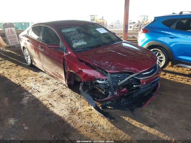 Продажа на аукционе авто 2016 Chrysler 200 Limited, vin: 1C3CCCAB8GN174258, номер лота: 43906936