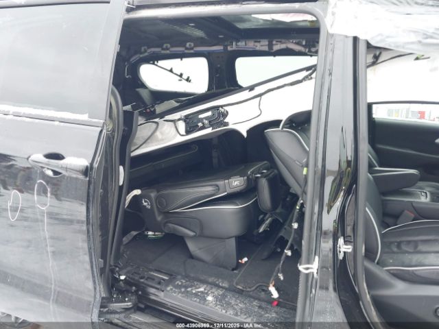2025 CHRYSLER PACIFICA 2C4RC3GG7SR536634 Photo 7