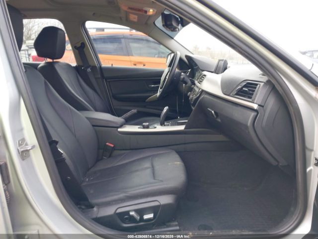 2016 BMW 320I WBA8E5G53GNT94770 Photo 4