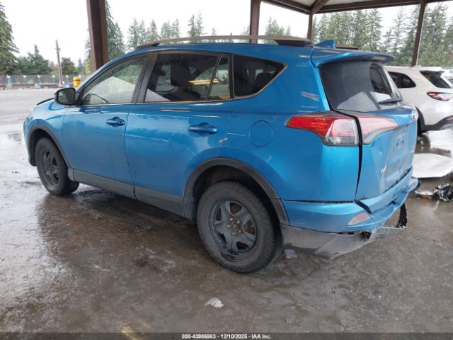 2018 TOYOTA RAV4 JTMBFREVXJD256995 Photo 2