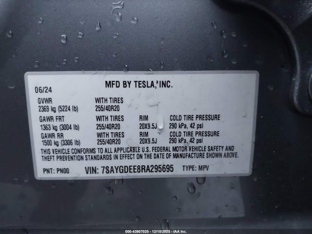 2024 TESLA MODEL Y 7SAYGDEE8RA295695 Photo 8