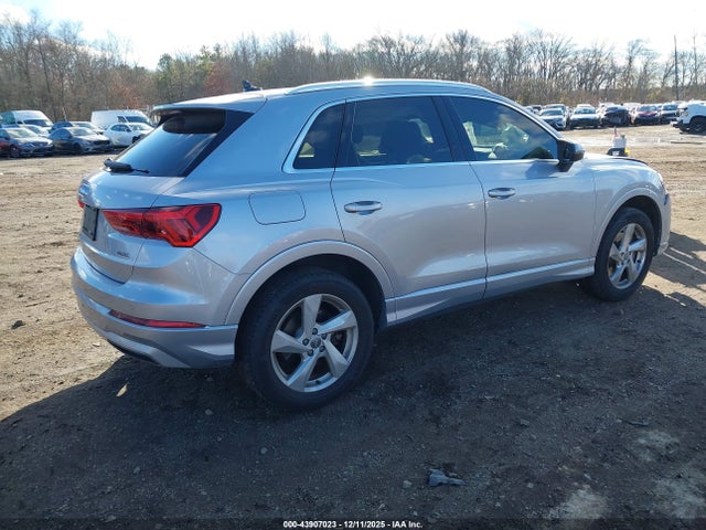 2020 AUDI Q3 WA1AECF38L1122686 Photo 3
