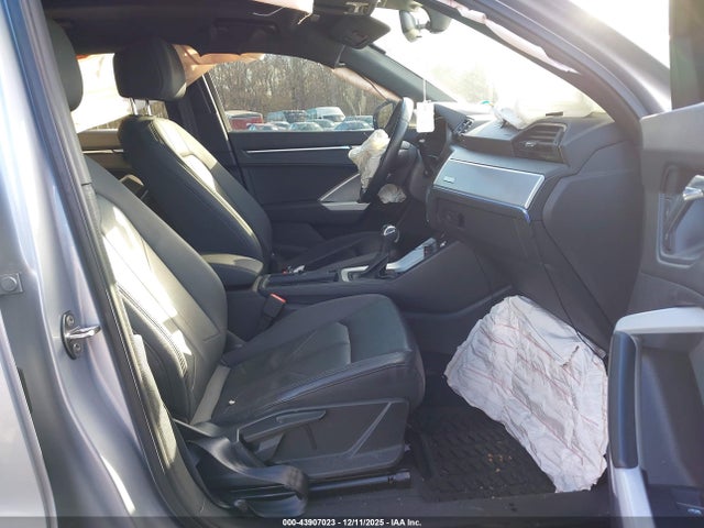 2020 AUDI Q3 WA1AECF38L1122686 Photo 4
