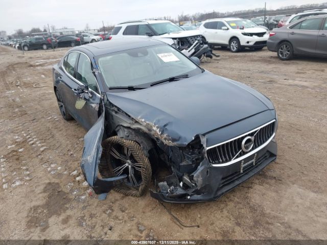 2019 VOLVO S60 7JRA22TL0KG009356