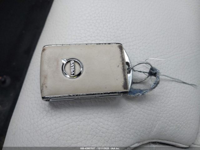 2019 VOLVO S60 7JRA22TL0KG009356 Photo 10