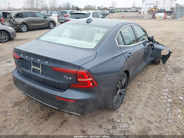 2019 VOLVO S60 7JRA22TL0KG009356 Photo 3