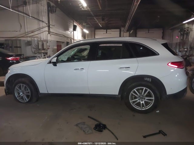Продажа на аукционе авто 2025 Mercedes-benz Glc 300 4matic Suv, vin: W1NKM4HB9SF268869, номер лота: 43907071
