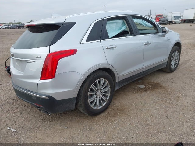 2018 CADILLAC XT5 1GYKNCRS0JZ103488 Photo 3