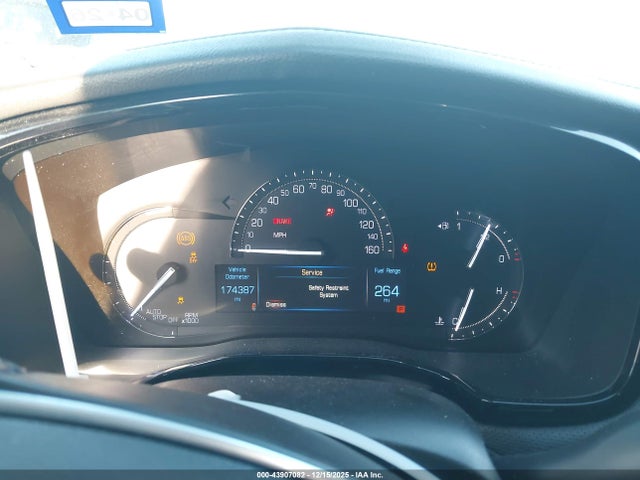 2018 CADILLAC XT5 1GYKNCRS0JZ103488 Photo 6