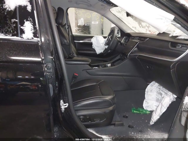 2023 JEEP GRAND CHEROKEE 1C4RJHBG5P8743102 Photo 4