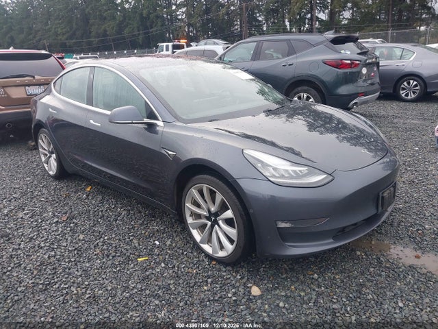 2018 TESLA MODEL 3 5YJ3E1EA0JF036795 Photo 0