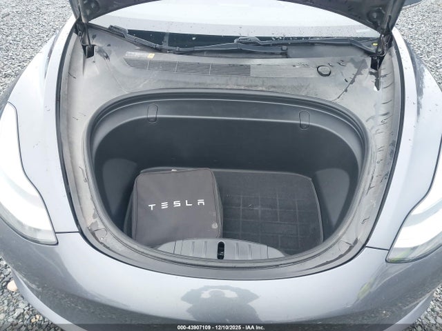 2018 TESLA MODEL 3 5YJ3E1EA0JF036795 Photo 9
