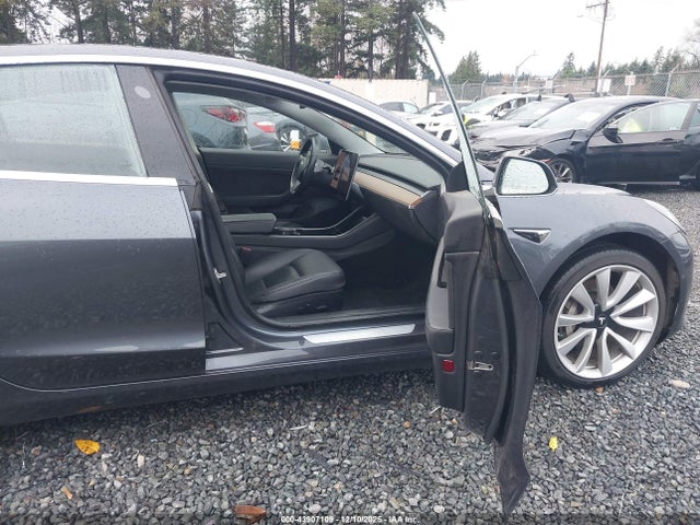 2018 TESLA MODEL 3 5YJ3E1EA0JF036795 Photo 4