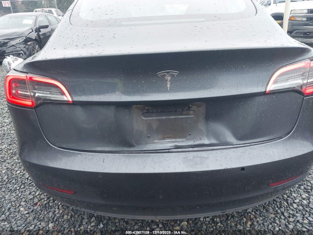 2018 TESLA MODEL 3 5YJ3E1EA0JF036795 Photo 5