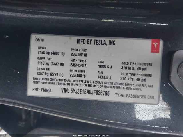2018 TESLA MODEL 3 5YJ3E1EA0JF036795 Photo 8