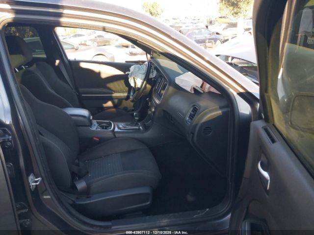 2019 DODGE CHARGER 2C3CDXCT4KH738001 Photo 4