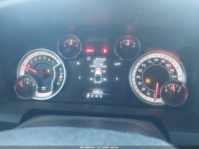 1C6RR6GG5LS158739 RAM 1500 Classic Warlock 4x2 6&#039;4 Box