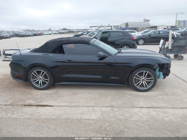 Ford Mustang Ecoboost Premium 2016 1FATP8UH3G5284895 Image 14