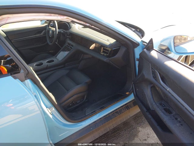 2025 PORSCHE TAYCAN WP0AA2Y15SSA11600 Photo 4