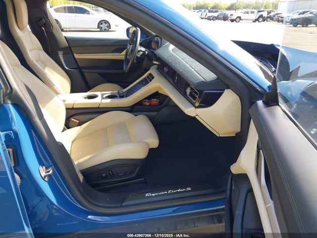 2021 PORSCHE TAYCAN WP0AC2Y1XMSA62216 Photo 4