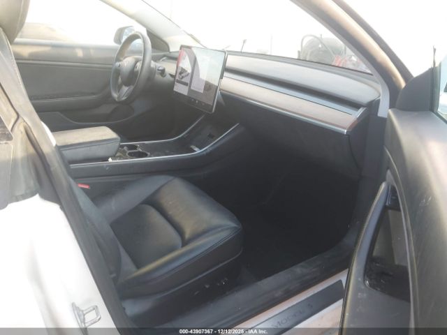 2020 TESLA MODEL 3 5YJ3E1EB1LF711291 Photo 4