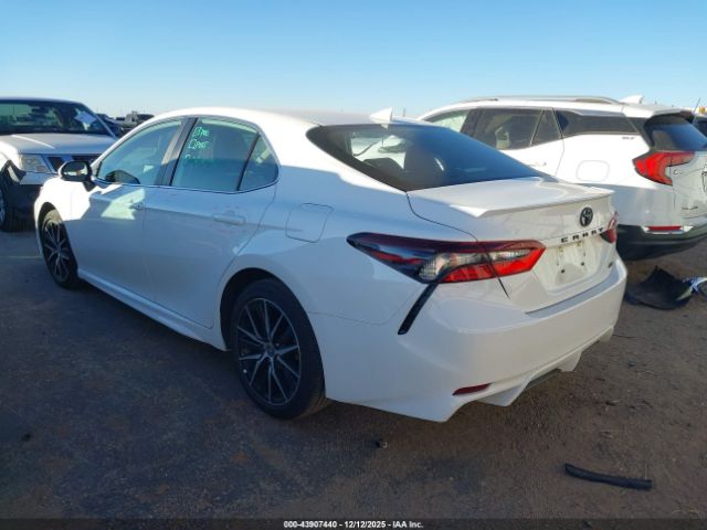 2024 TOYOTA CAMRY 4T1G11AK2RU265781 Photo 2