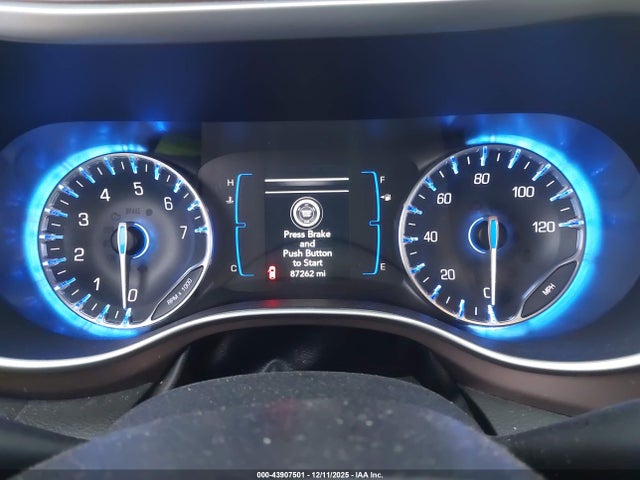 Продажа на аукционе авто 2019 Chrysler Pacifica Touring L, vin: 2C4RC1BG2KR626933, номер лота: 43907501