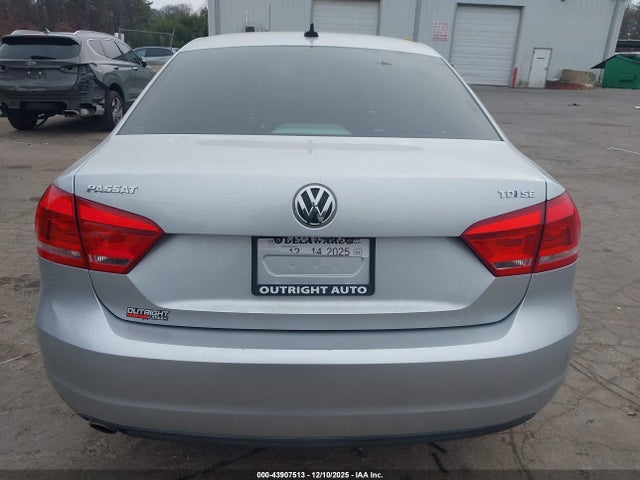 Продажа на аукционе авто 2015 Volkswagen Passat 2.0l Tdi Se, vin: 1VWBV7A33FC060869, номер лота: 43907513