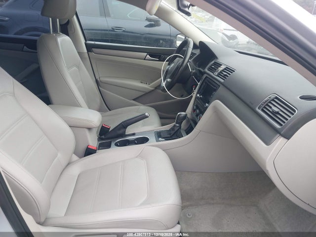 Продажа на аукционе авто 2015 Volkswagen Passat 2.0l Tdi Se, vin: 1VWBV7A33FC060869, номер лота: 43907513