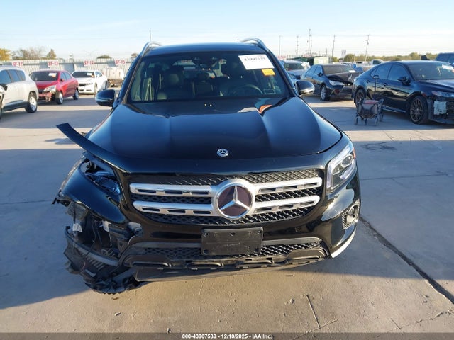 W1N4M4HB0MW088174 Mercedes-Benz Glb 250 4matic