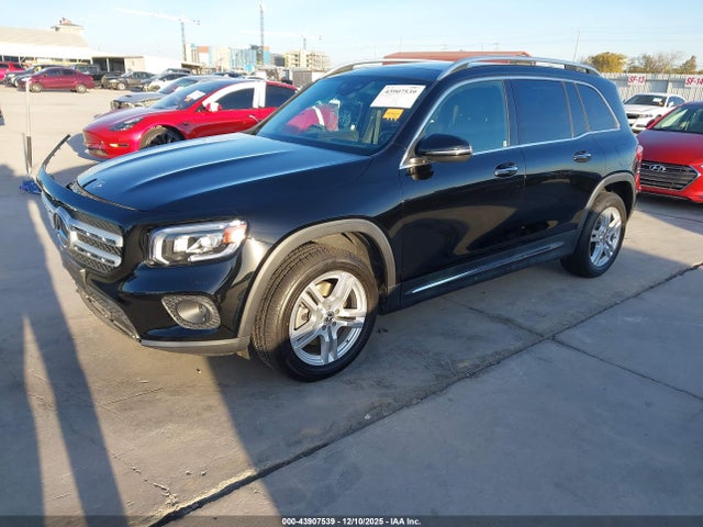 W1N4M4HB0MW088174 Mercedes-Benz Glb 250 4matic