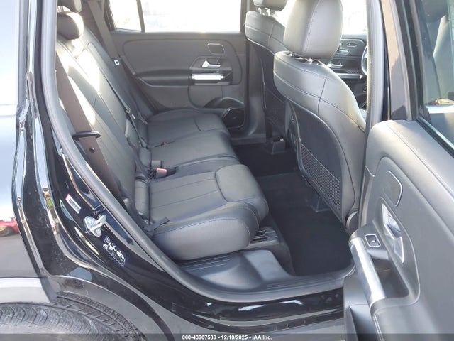 W1N4M4HB0MW088174 Mercedes-Benz Glb 250 4matic