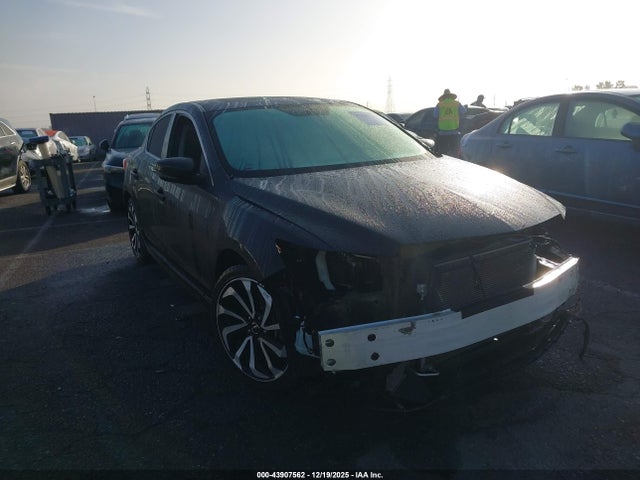 2018 ACURA ILX 19UDE2F42JA001821