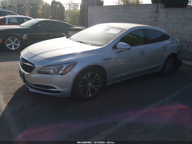 1G4ZP5SS5HU210768 Buick Lacrosse Essence