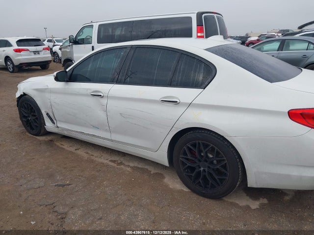 WBAJA5C57JBP34742 BMW 530I